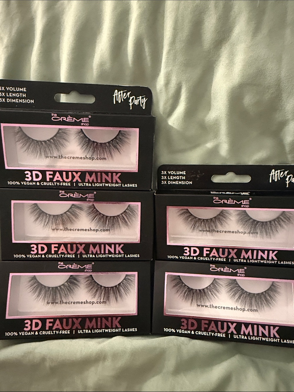 The Creme Shop 3D Faux MInk ultra lightweight lashes bundle of 5 sets